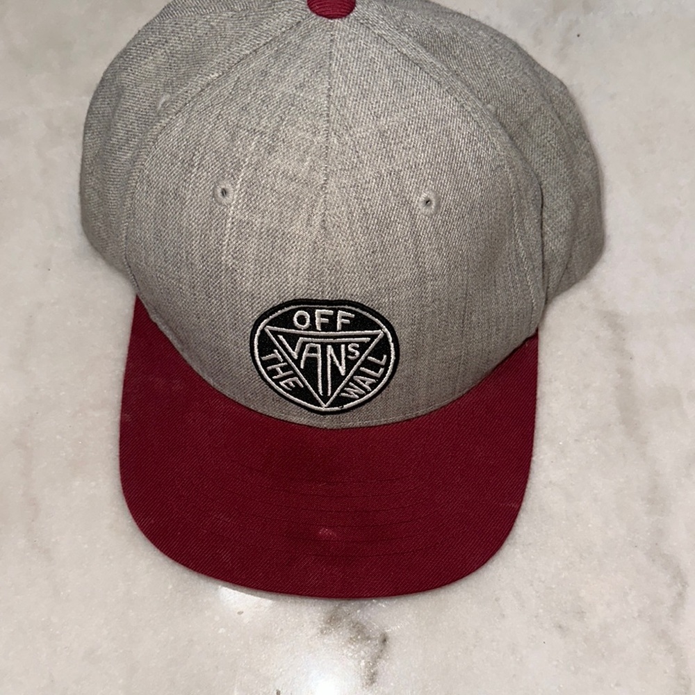 Vans Heather Gray and Deep‎ Red Cap